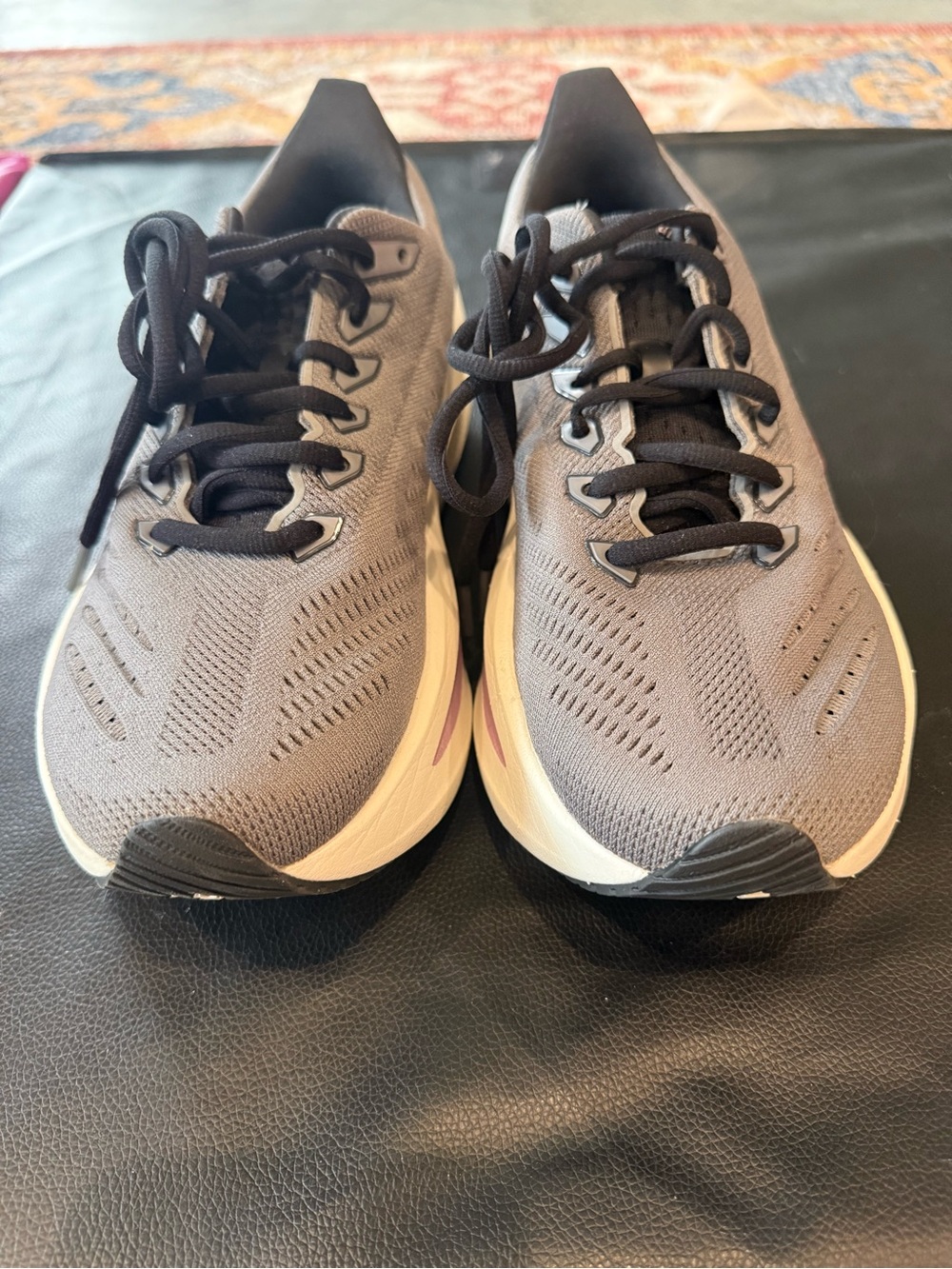 Brooks Women’s Glycerin Max 2 Running Shoes - Picture 4 of 12